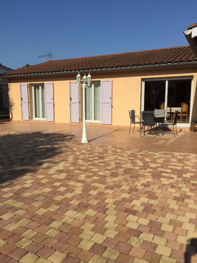 Chambres D'Hotes Chez Coco Saint-Georges-de-Reneins Екстер'єр фото
