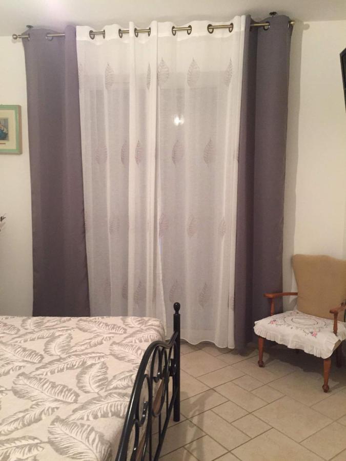 Chambres D'Hotes Chez Coco Saint-Georges-de-Reneins Екстер'єр фото